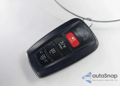 2017 Toyota Prius Prime Premium z USA, uszkodzony, nr VIN JTDKARFP3H3063196